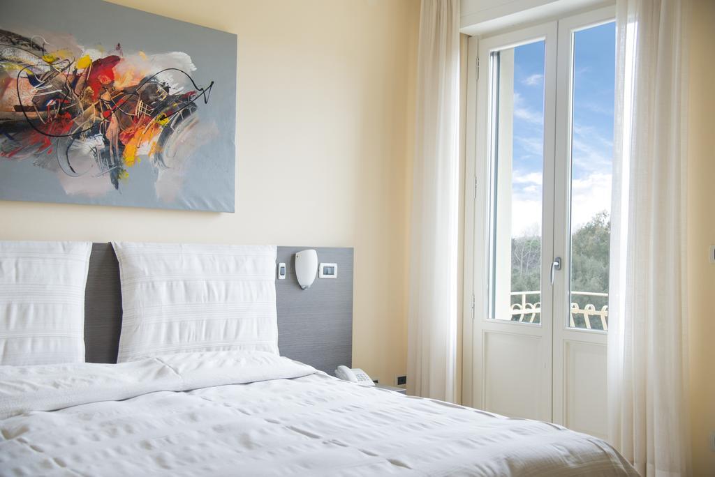 Aparthotel Colombo 3*